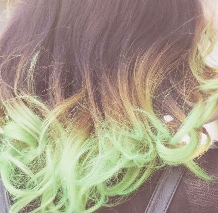 Retrouver sa couleur naturelle après une coloration permanente