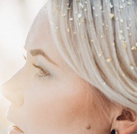 La tendance des glitter roots
