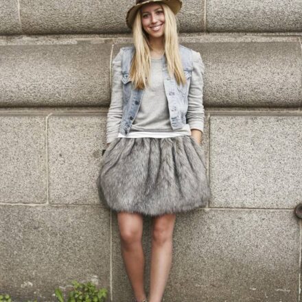 Porter le chapeau à imprimé animalier : Streetstyle