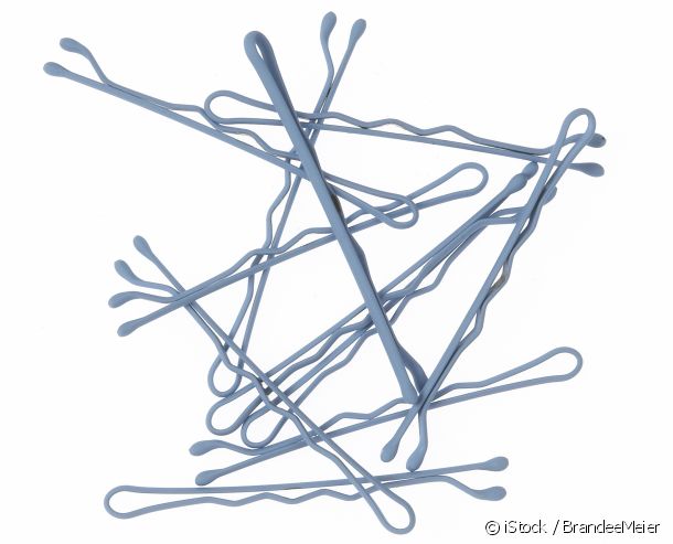 10404-noires-ou-colorees-les-bobby-pins-sont-article_media_block-2.jpg 10404-noires-ou-colorees-les-bobby-pins-sont-article_media_block-2.jpg
