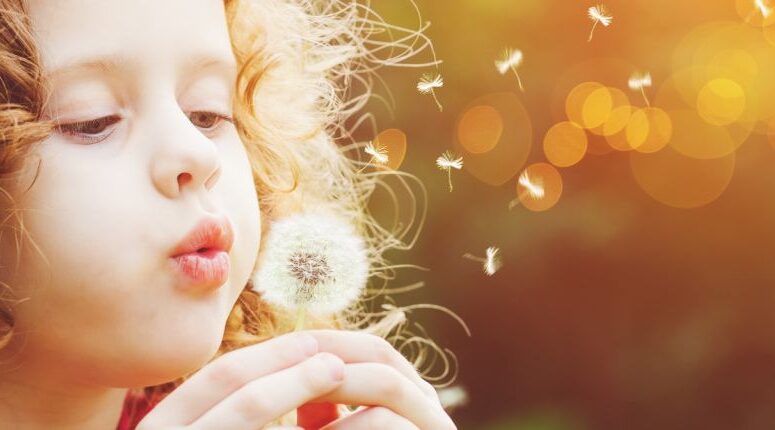 Enfant : quelle coupe avec des cheveux bouclés ?