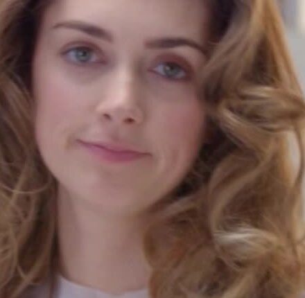 Cheveux longs : passer du lisse aux ondulations glamour
