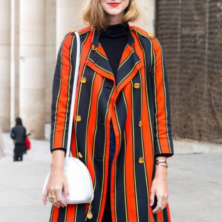 Porter son bonnet sur un faux-carré : Streetstyle