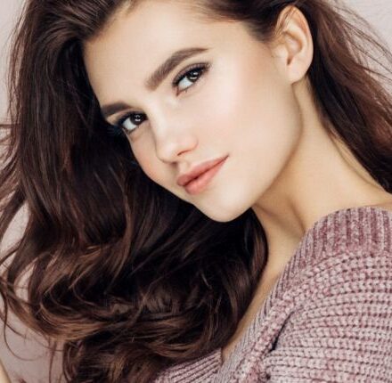 Passer du blond au brun avec un résultat naturel