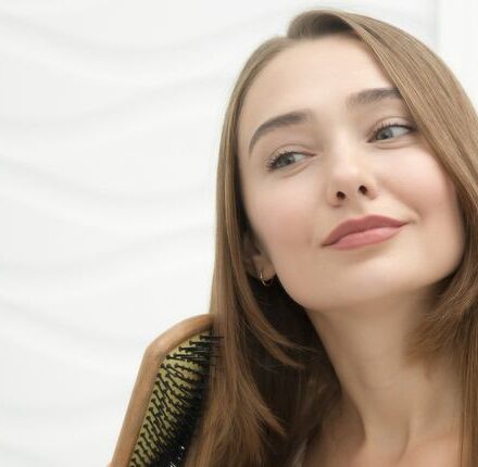 Brossage : ces gestes beauté pour ne plus abîmer vos cheveux
