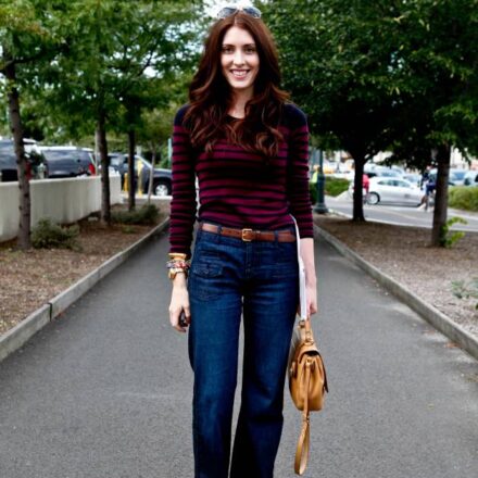 Fan des seventies pour une coiffure à la Drôle de dames : Streetstyle