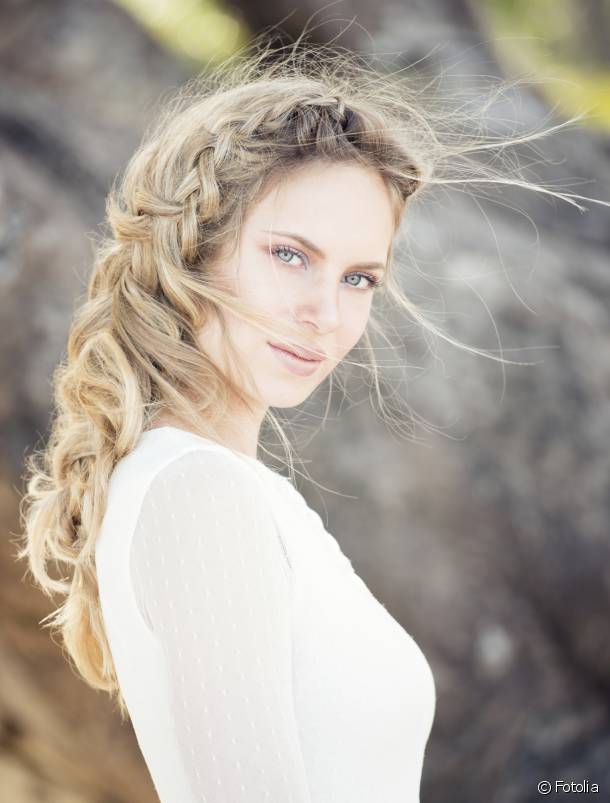 4530-la-tresse-boheme-sur-cheveux-epais-article_media_block-1.jpg