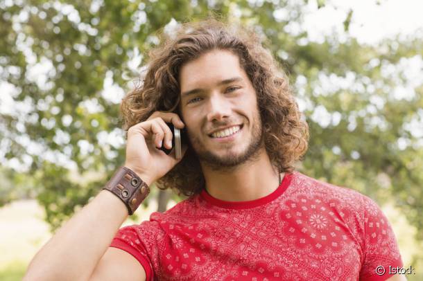 4877-homme-aux-cheveux-milongs-article_media_block-1.jpg 4877-homme-aux-cheveux-milongs-article_media_block-1.jpg