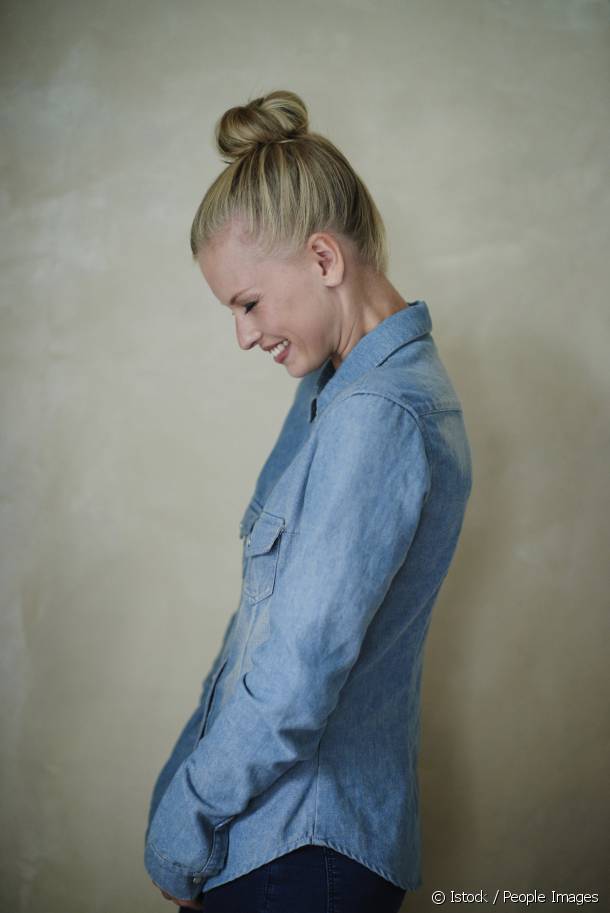 5556-chignon-bun-article_media_block-1.jpg