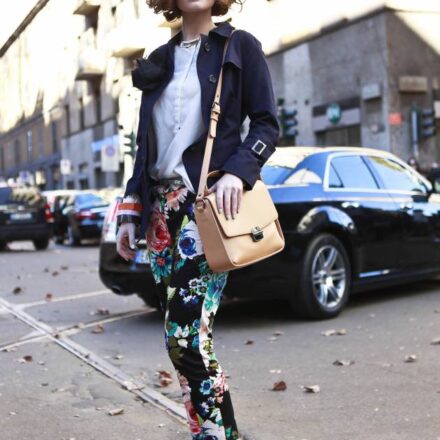 Streetstyle : Le carré bouclé pour un style rock