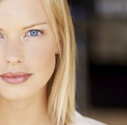 3 astuces pour lisser vos cheveux rebelles