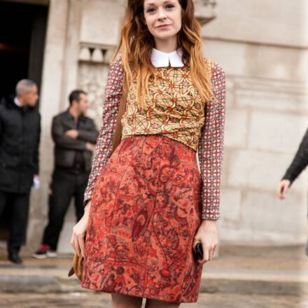 Streetstyle : Le tie & dye sur cheveux roux