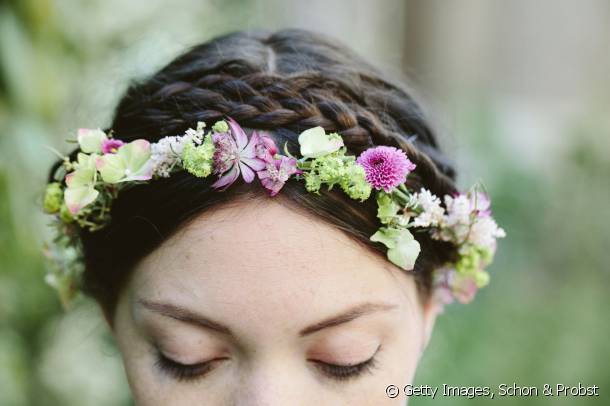 7241-la-tresse-accompagnee-d-une-couronne-de-article_media_block-1.jpg