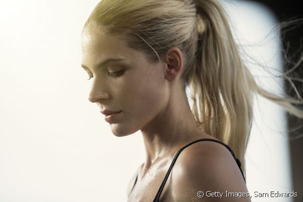 Cheveux blonds – idées de coloration et soins