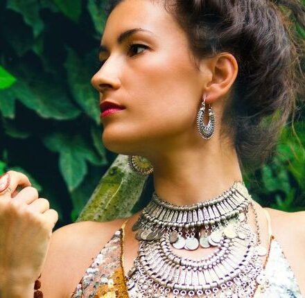 Quel make-up avec un chignon bohème ?