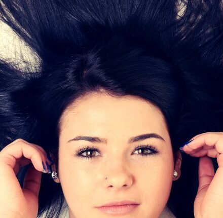 Dico coiffure : Faire dresser les cheveux sur la tête
