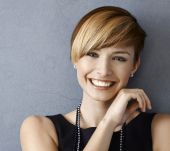 Les coupes courtes graphiques : 5 manières de les porter