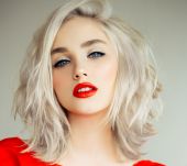 Wanted : un carré blond platine