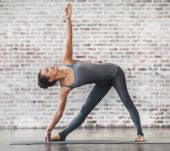 Comment se coiffer pour faire du yoga ?