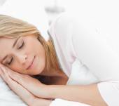 Comment préparer ses cheveux pour dormir ?
