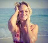 3 gestes pour préserver la beauté de vos cheveux pendant vos vacances
