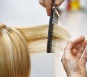 Dois-je forcément couper mes cheveux abîmés ?