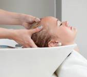 Résolution capillaire n°2 : Je me masserai le cuir chevelu