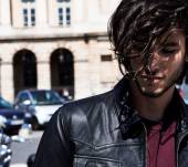 Hommes, quelles coupes avec des cheveux mi-longs ?