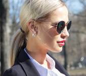 Tout savoir sur le balayage blond : technique, entretien...