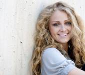 Cheveux bouclés : pourquoi adopter le rituel Curl Therapy ?