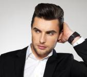 Quelles raies de cheveux pour les hommes ?