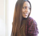 Comment lisser mes cheveux en préservant ma coloration ?