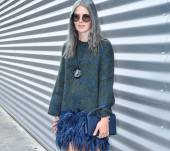 Porter les cheveux gris : Streetstyle