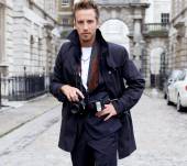Donner du mouvement à des cheveux d'homme : Streetstyle