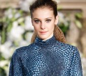 Cheveux gaufrés : les coiffures de l'hiver 2016-2017