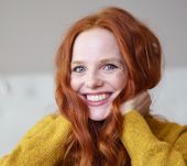 Cheveux bouclés : comment obtenir des boucles wavy ?
